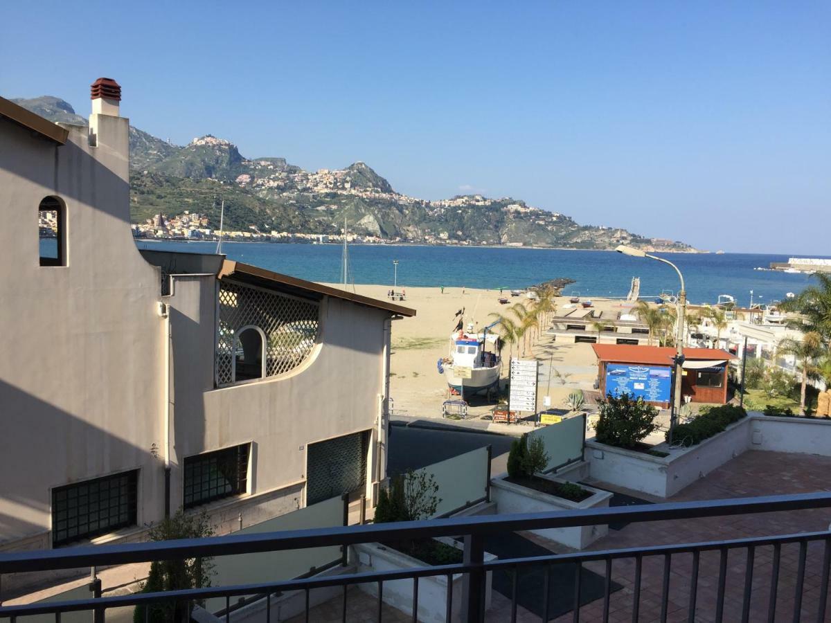 Casa Di Paolo Apartment จีอาร์ดีนี นักซอส ภายนอก รูปภาพ